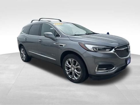 Used 2019 Buick Enclave Avenir w/ Avenir Technology Package AWD/4WD image 8