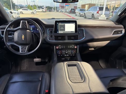 Used 2024 Chevrolet Tahoe LT RWD image 7