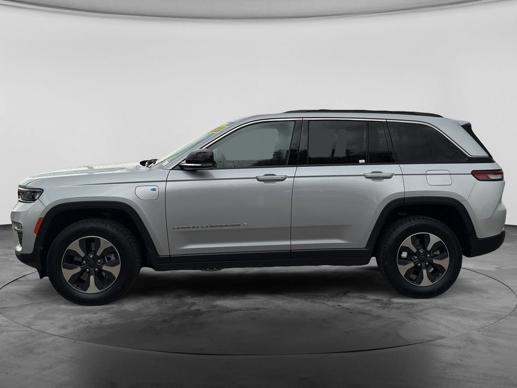 Used 2024 Jeep Grand Cherokee Limited 4xe AWD/4WD image 6
