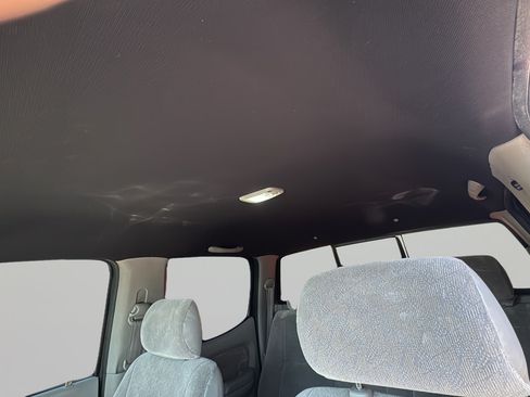 Used 2004 Toyota Tacoma PreRunner RWD image 31