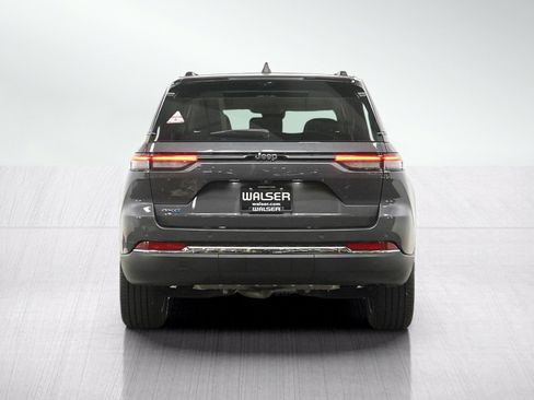 Used 2024 Jeep Grand Cherokee Limited 4xe w/ Luxury Tech Group II AWD/4WD image 4