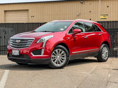 Used 2019 Cadillac XT5 Luxury FWD image 1