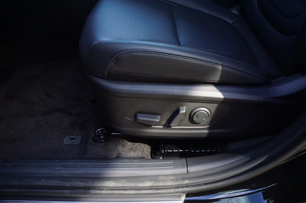 New 2026 Hyundai Tucson Limited AWD/4WD image 16