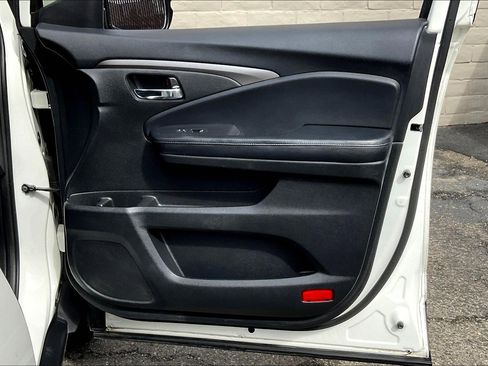 Used 2017 Honda Pilot EX-L image 23