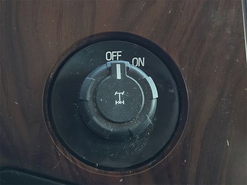 Used 2012 Ford F250 Lariat w/ Camper Pkg image 13