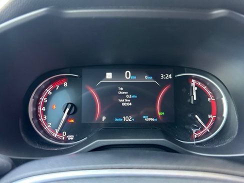 Used 2023 Toyota RAV4 XLE Premium FWD image 7
