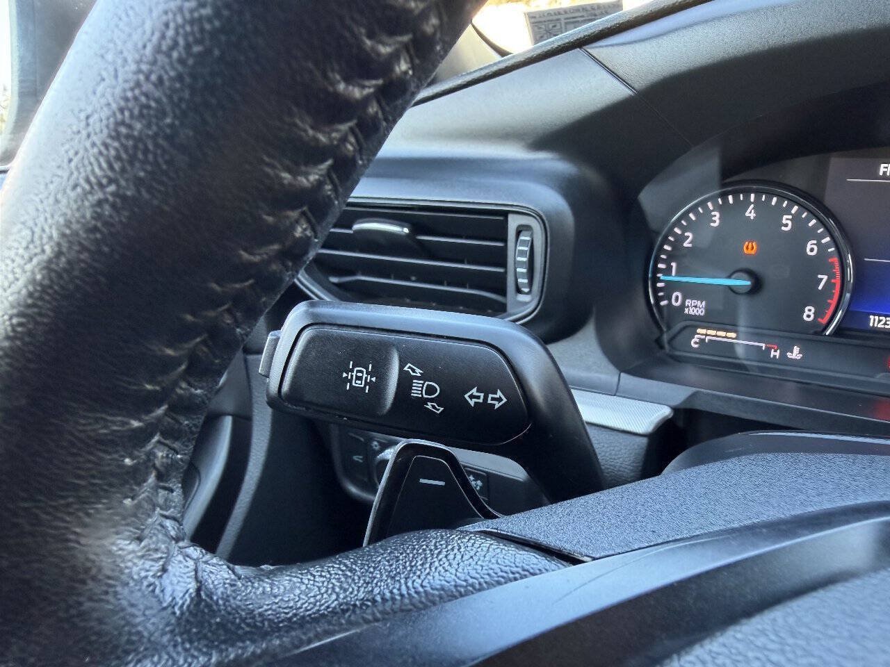 Used 2020 Ford Explorer XLT AWD/4WD image 17