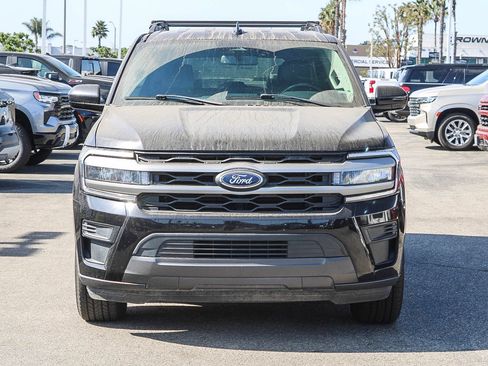 Used 2024 Ford Expedition XLT AWD/4WD image 2