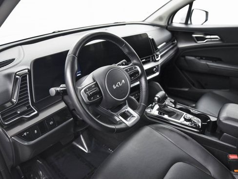 Used 2023 Kia Sportage EX image 18