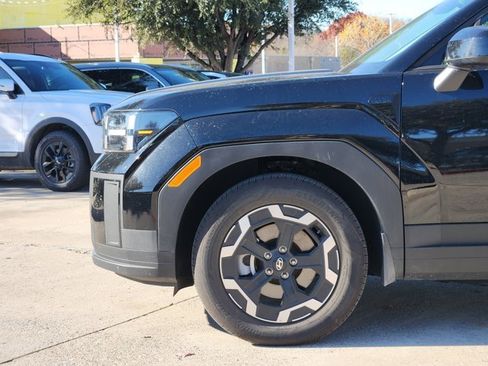 Used 2025 Hyundai Santa Fe SE image 10