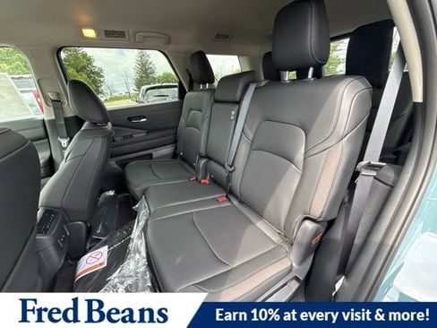 New 2026 Nissan Pathfinder SL w/ Cargo Package AWD/4WD image 18