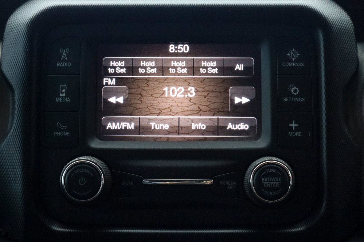 Used 2020 Jeep Gladiator Sport AWD/4WD image 25