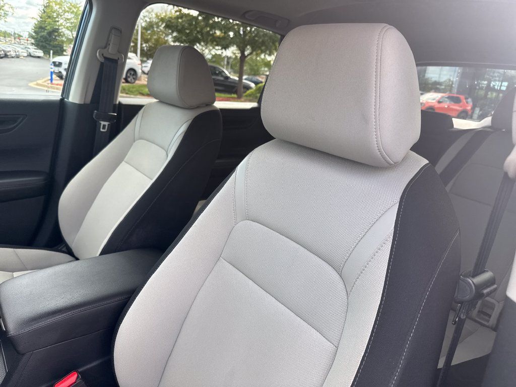 Certified 2024 Honda CR-V EX image 12