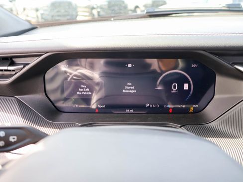 New 2026 Jeep Cherokee Overland image 27