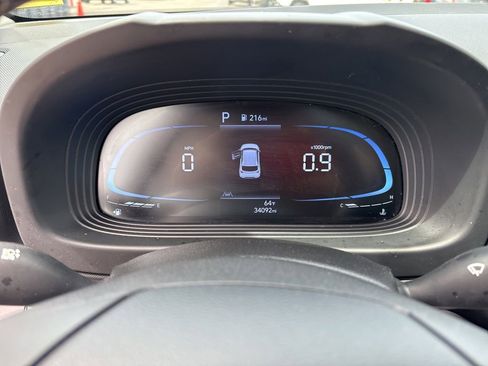 Used 2024 Hyundai Venue SEL FWD image 26