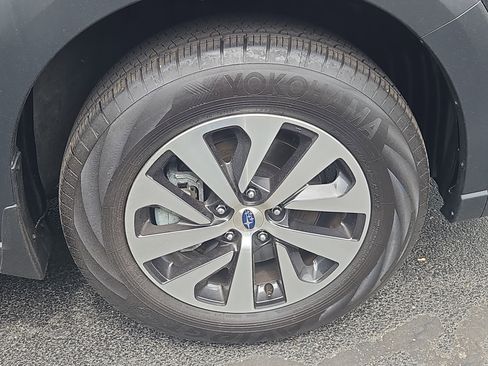 Certified 2025 Subaru Outback Premium AWD/4WD image 27