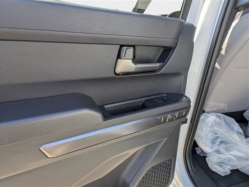 New 2025 Toyota Tacoma TRD Off-Road image 15