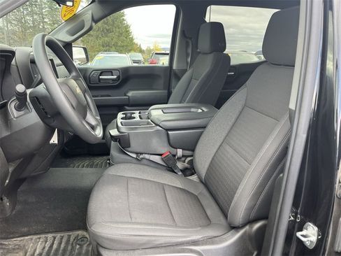 Certified 2022 Chevrolet Silverado 1500 Custom w/ LPO, Blackout Package image 17