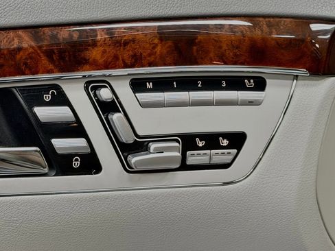 Used 2010 Mercedes-Benz S 550 image 20