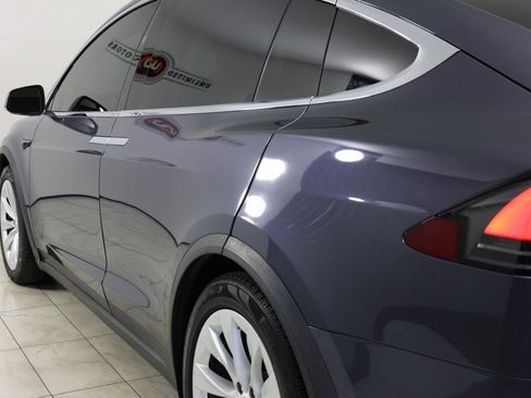 Used 2017 Tesla Model X 75D image 21