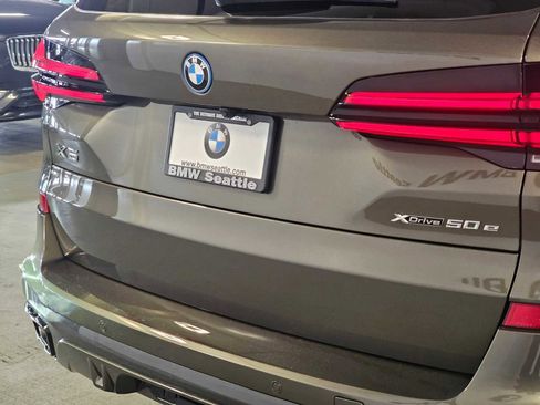 New 2026 BMW X5 xDrive50e w/ Executive Package AWD/4WD image 7