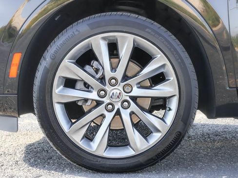 Used 2022 Buick Envision Avenir w/ Technology Package II image 18