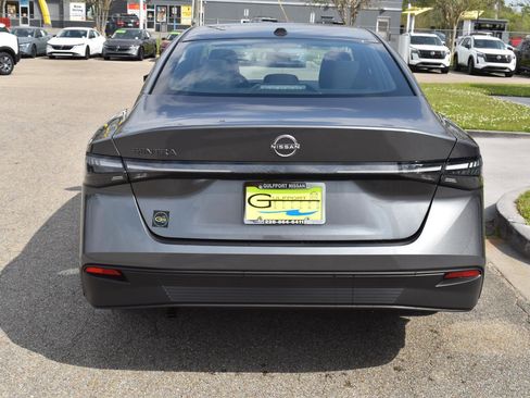 Used 2026 Nissan Sentra SV w/ Floor Mat Package FWD image 7