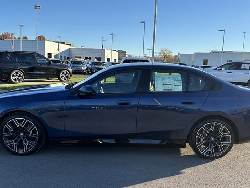 Used 2025 BMW i5 xDrive40 w/ M Sport Package image 7