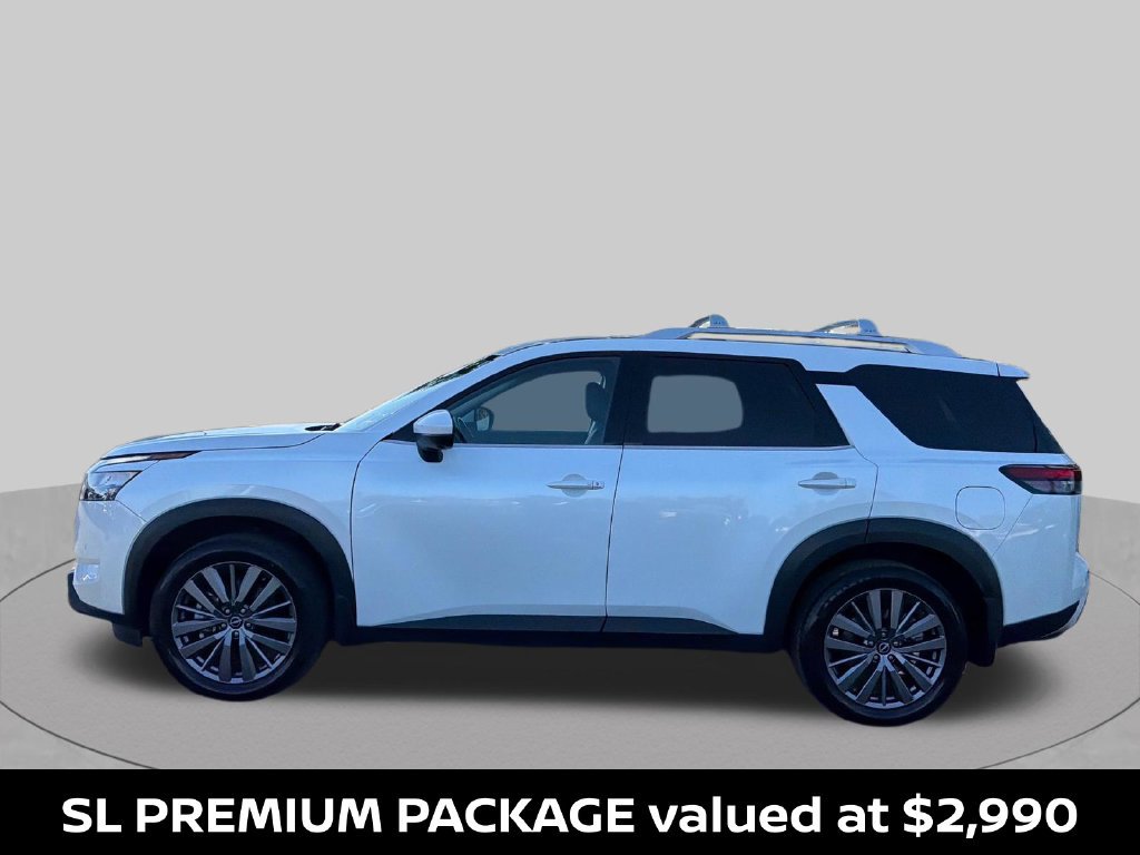 Certified 2025 Nissan Pathfinder SL w/ SL Premium Package AWD/4WD image 2