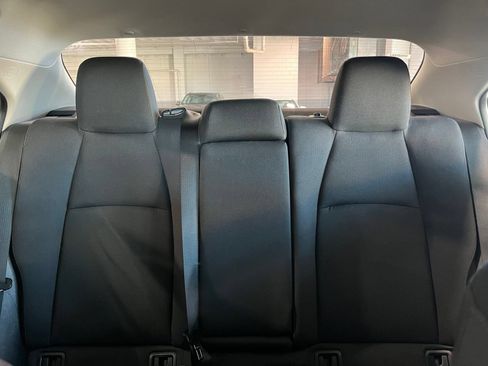 Used 2025 Toyota Corolla LE FWD image 21