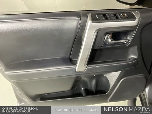 Used 2020 Toyota 4Runner SR5 Premium image 16