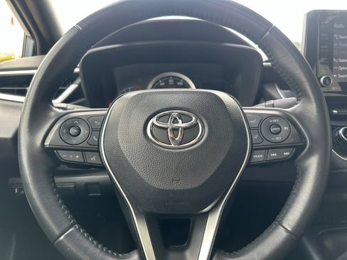 Used 2022 Toyota Corolla SE w/ SE Premium Package image 21