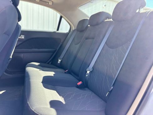 Used 2010 Mercury Milan Base image 18