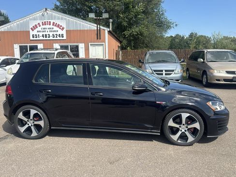 Used 2015 Volkswagen Golf 4-Door FWD image 4