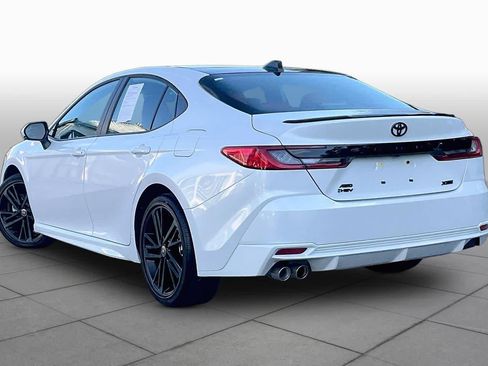 Used 2026 Toyota Camry XSE AWD/4WD image 11