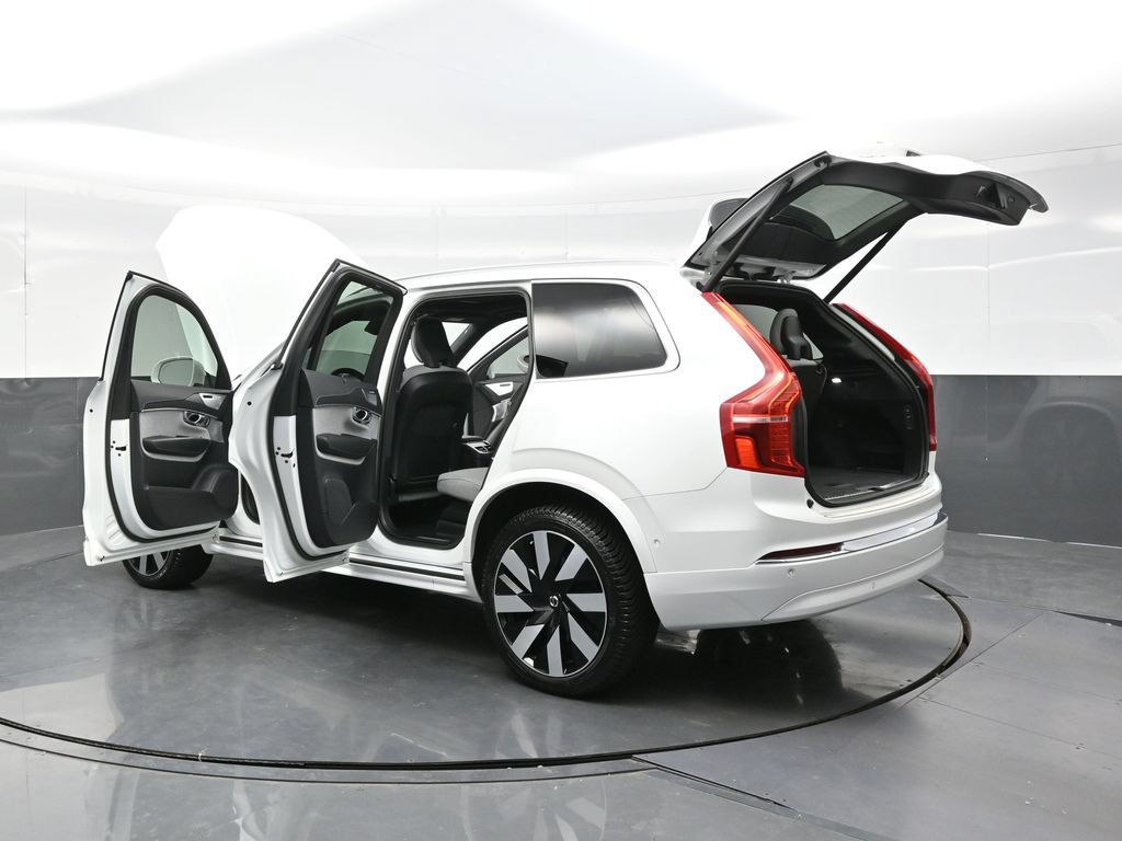 Used 2023 Volvo XC90 T8 Ultimate AWD/4WD image 43