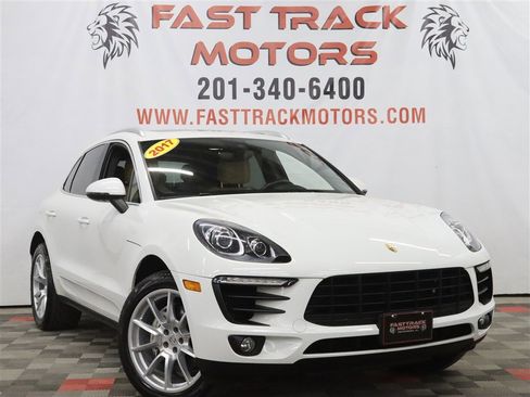Used 2017 Porsche Macan S AWD/4WD image 3