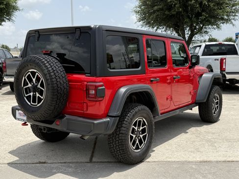 Used 2024 Jeep Wrangler Unlimited Rubicon AWD/4WD image 5