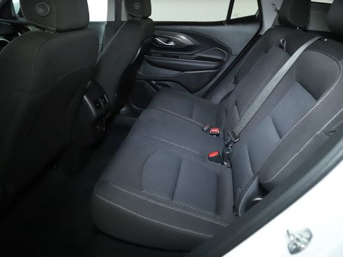 Used 2024 GMC Terrain SLE AWD/4WD image 14