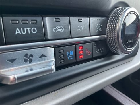 Used 2023 Ford Expedition Max Limited image 26