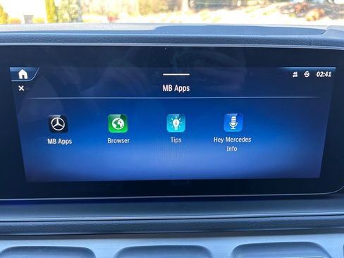 Used 2025 Mercedes-Benz GLS 450 4MATIC image 29