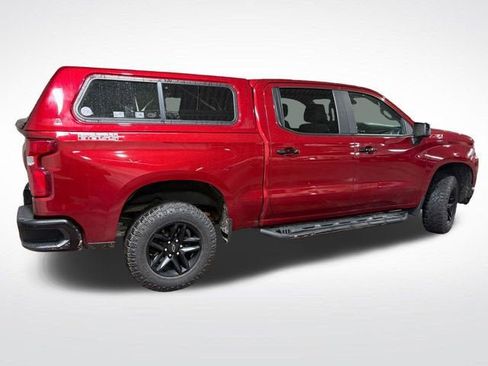 Used 2021 Chevrolet Silverado 1500 LT Trail Boss w/ Convenience Package II AWD/4WD image 3