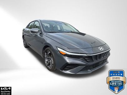 Used 2025 Hyundai Elantra Limited