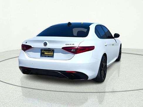 Used 2019 Alfa Romeo Giulia Ti Sport w/ Quick Order Package 22S Sport AWD/4WD image 7