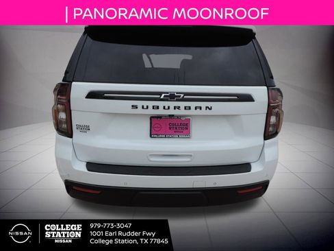Used 2023 Chevrolet Suburban Z71 w/ Luxury Package image 5