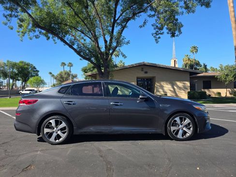 Used 2019 Kia Optima S w/ S Panoramic Sunroof Package FWD image 3