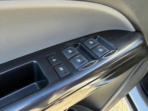 Used 2020 Chevrolet Colorado W/T w/ WT Convenience Package image 30