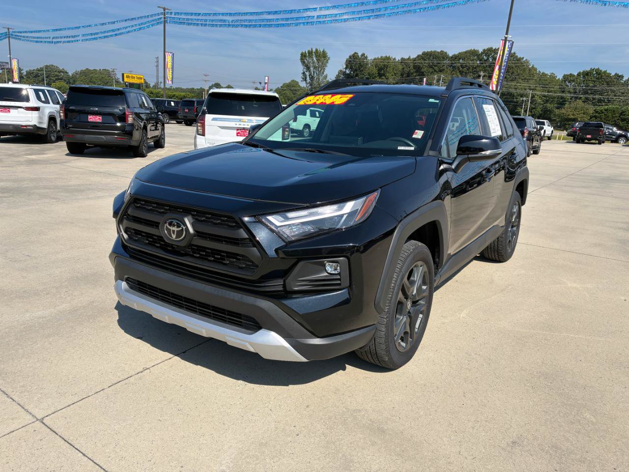 Used 2024 Toyota RAV4 Adventure AWD/4WD image 2