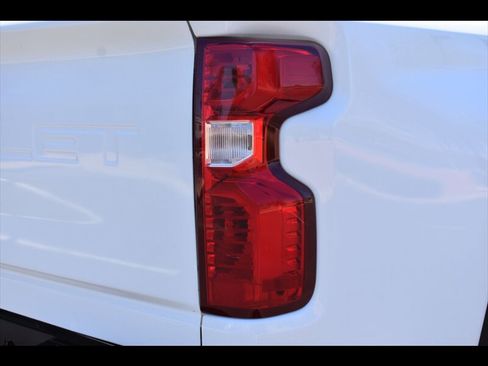 Used 2020 Chevrolet Silverado 2500 LT w/ Z71 Off-Road Package AWD/4WD image 49