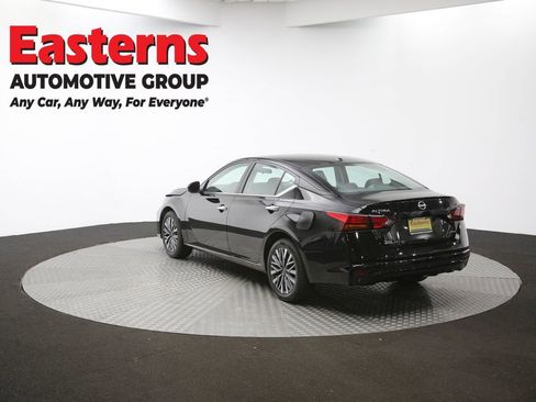 Used 2024 Nissan Altima 2.5 SV image 62